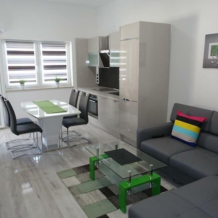 Apartments Silver Bol Exterior foto